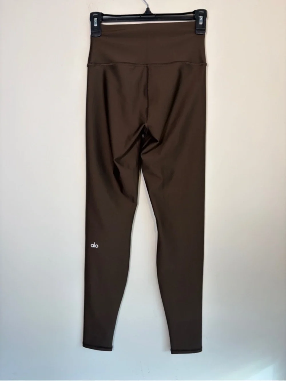 ALO Yoga High Waist Airlift Full Length Legging in Espresso - S